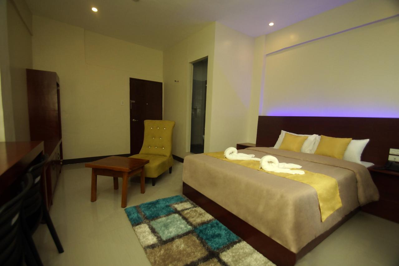 Hacasi Hotel Anibong Екстер'єр фото